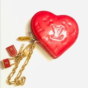 Louis Vuitton Vernis Red Coin Purse w 3 Charms
